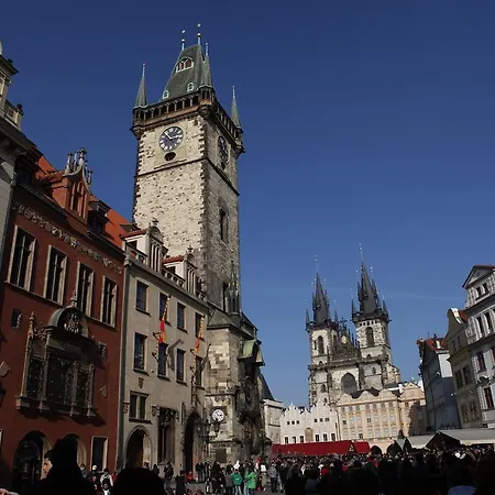 Old Town Tyn Apartman