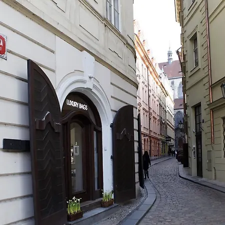 Old Town Tyn Apartman Prága